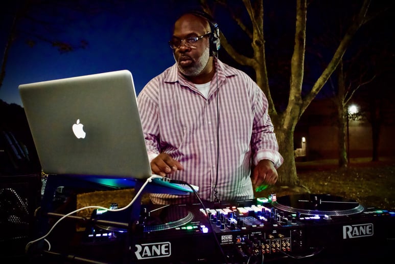 Gallery photo 6 of Don Medina (World Class DJ)
