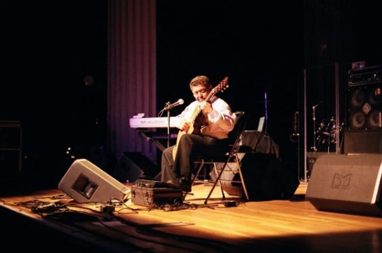 Gallery photo 3 of World Flamenco Acoustic Solo