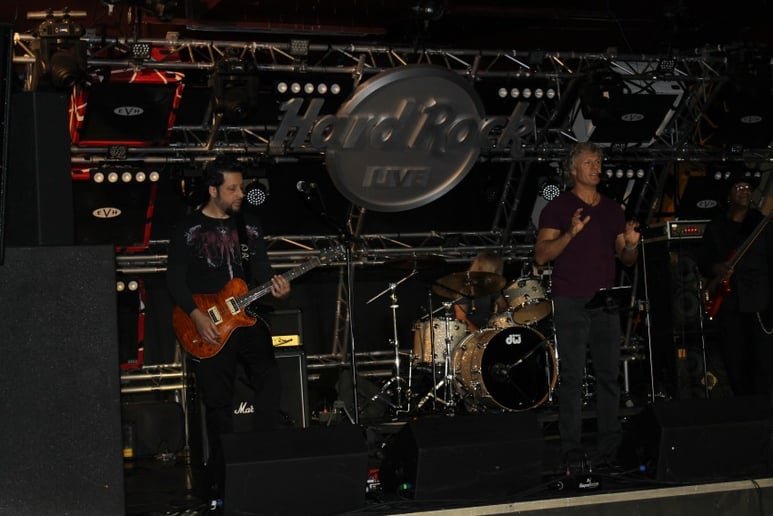 Gallery photo 54 of World Tour-Legends of Rock