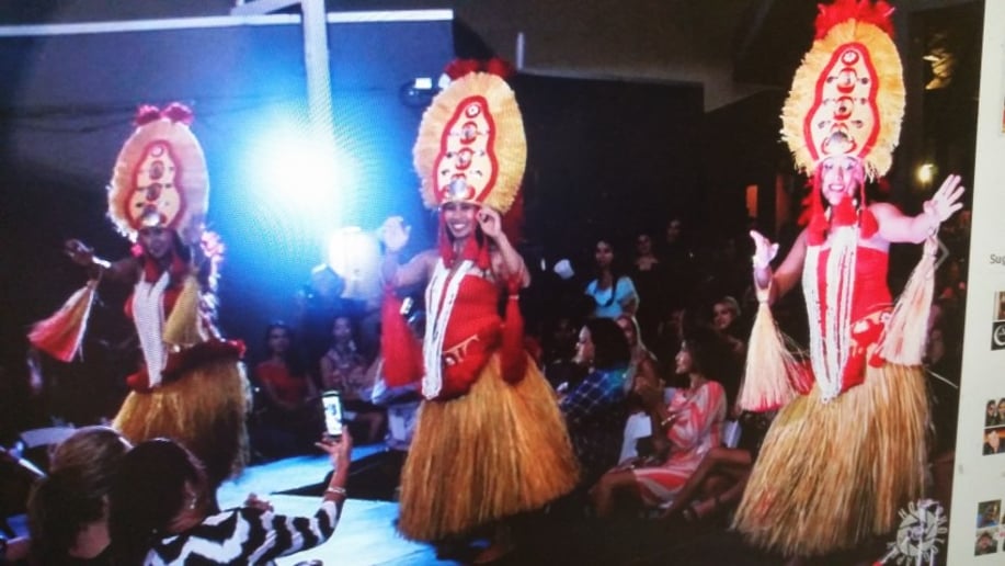 Gallery photo 34 of Hawaiian Kaeepa Polynesian Revue