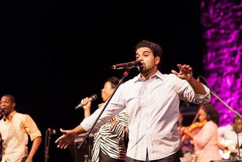 Gallery photo 3 of Worship