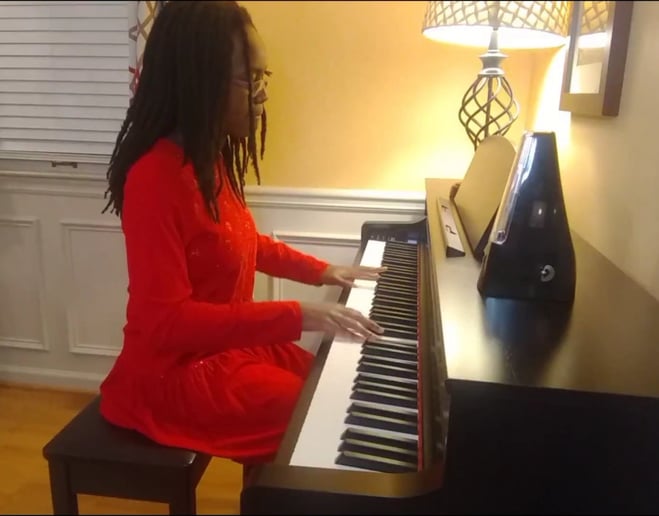 Gallery photo 10 of Pianist & Violinist Marini Kelley