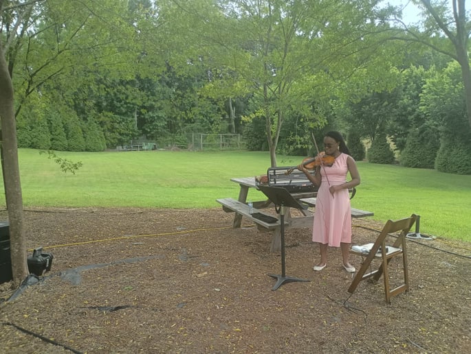 Gallery photo 6 of Pianist & Violinist Marini Kelley