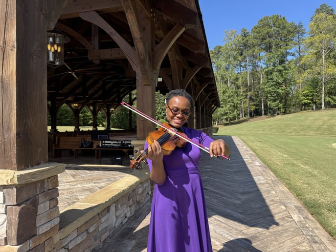 Gallery photo 4 of Pianist & Violinist Marini Kelley