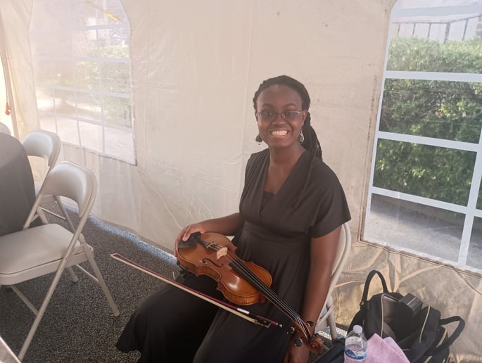 Gallery photo 17 of Pianist & Violinist Marini Kelley