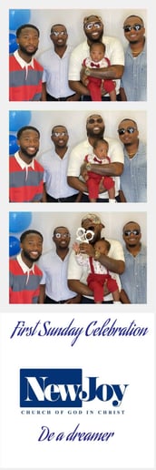 Gallery photo 2 of Worthy Lavish Photobooth