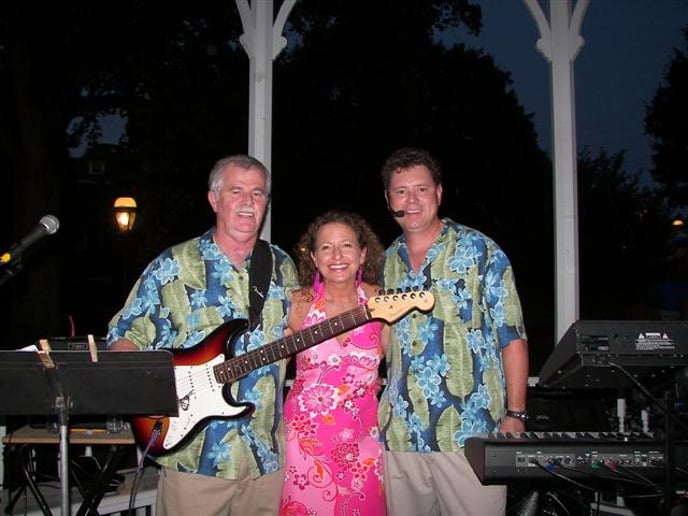 Gallery photo 3 of Mary B and The Boys