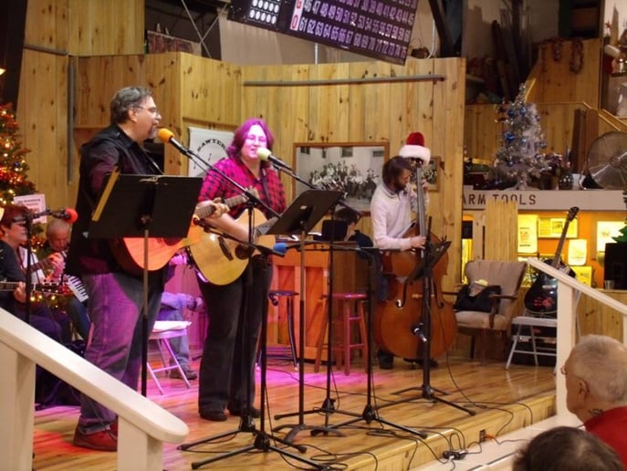 Gallery photo 8 of Wyatt & Shari Knapp - Americana/Roots