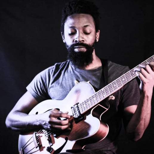 Gallery photo 2 of Wyl White