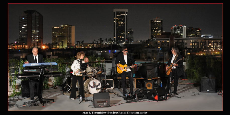 Gallery photo 3 of Wysdomb Band