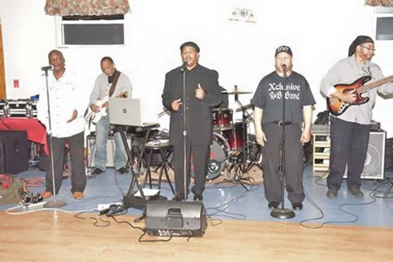 Gallery photo 4 of The Xclusive R&B Band