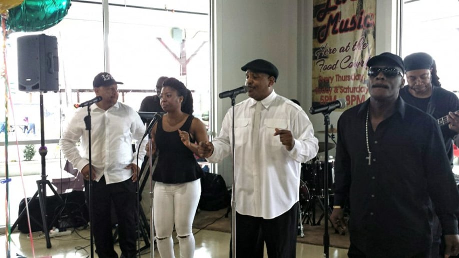 Gallery photo 6 of The Xclusive R&B Band