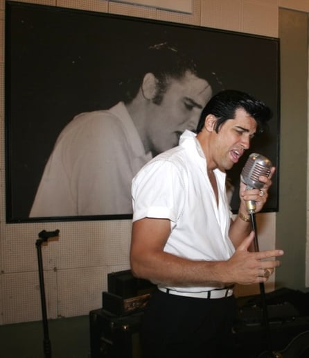 Gallery photo 28 of Blue Suede Entertainment