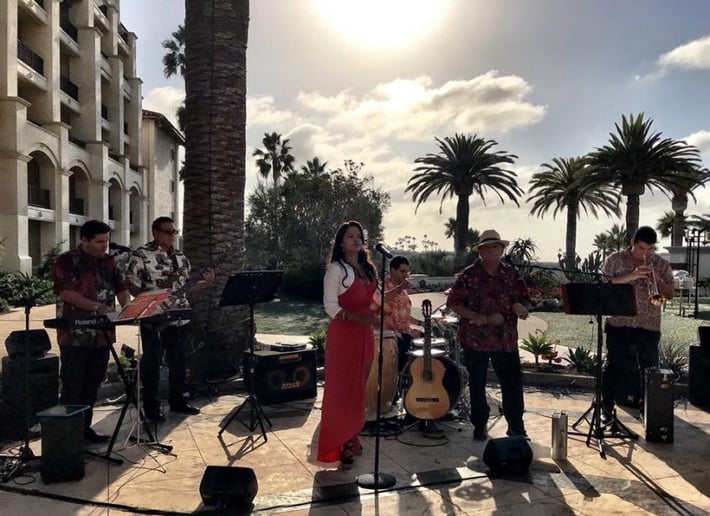 Gallery photo 12 of Yamila Guerra Latin Band Grammy Winner - Oscar’s - Walt Disney Hall