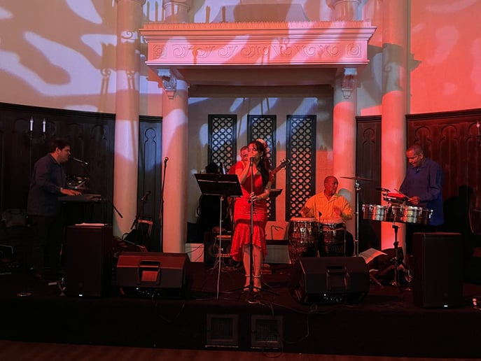 Gallery photo 37 of Yamila Guerra Latin Band Grammy Winner - Oscar’s - Walt Disney Hall