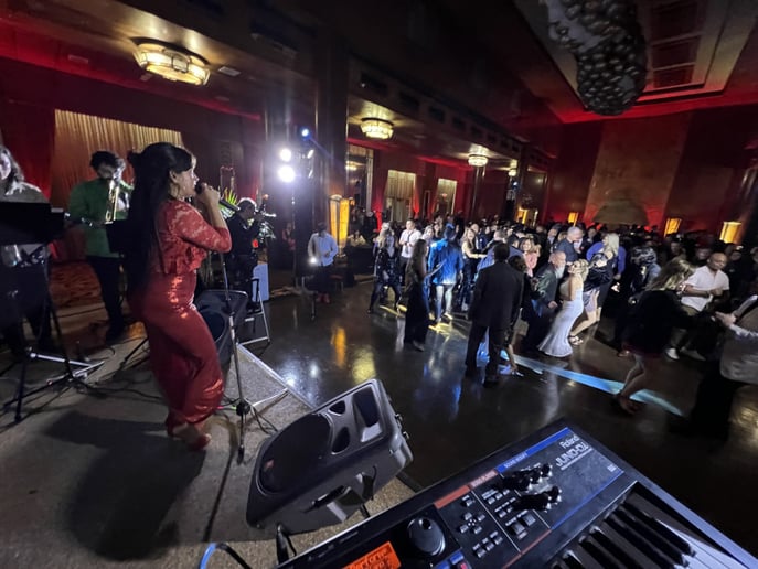 Gallery photo 68 of Yamila Guerra Latin Band Grammy Winner - Oscar’s - Walt Disney Hall