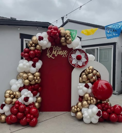 Gallery photo 5 of Yas Balloon Creations