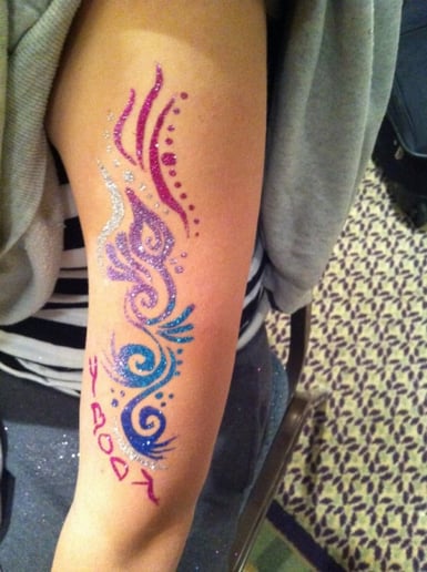 Gallery photo 1 of Ybody Glitter Tattoos