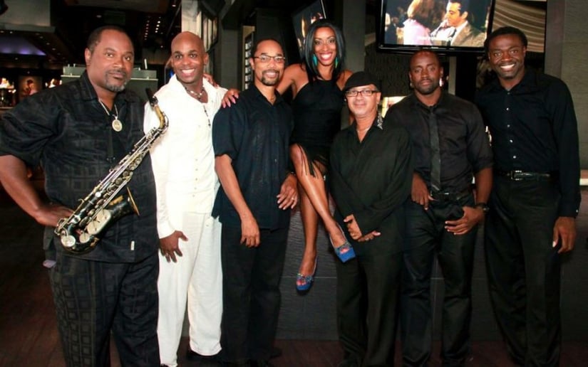 Gallery photo 3 of Yendi Songbird