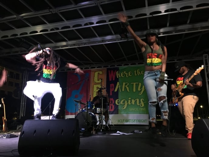 Gallery photo 8 of Yendi Songbird