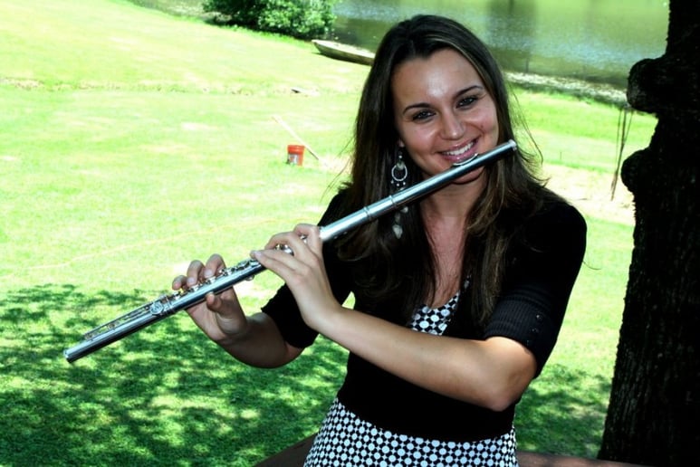 Gallery photo 3 of Yoana Hilt