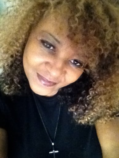 Gallery photo 1 of Yoli'
