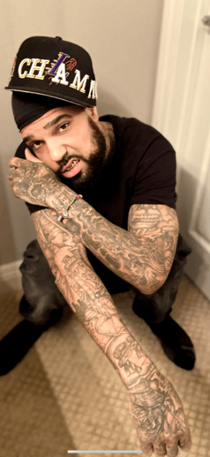 Gallery photo 1 of Young Dice