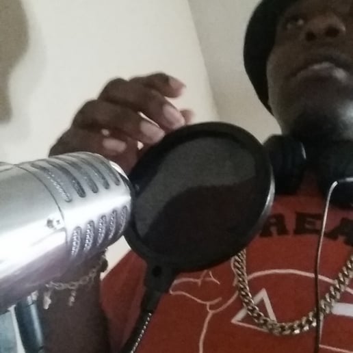 Gallery photo 2 of Young Kingz