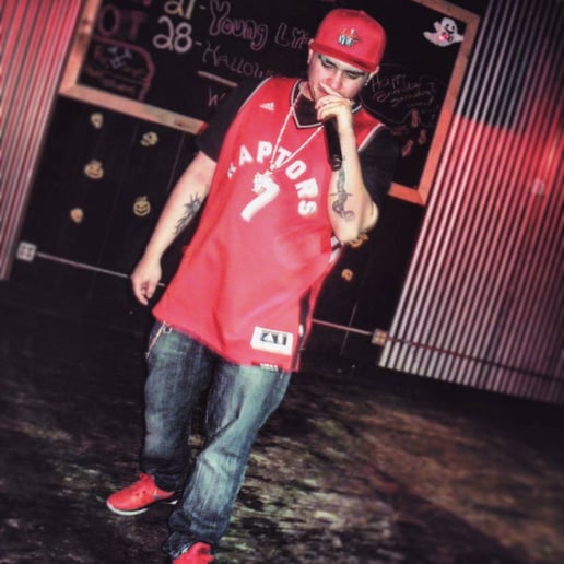 Gallery photo 10 of Young Lyrix