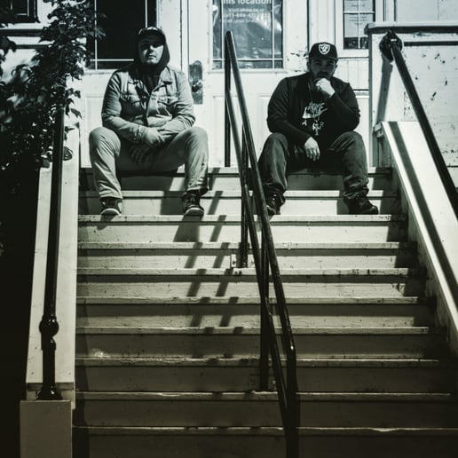 Gallery photo 8 of Young Lyrix