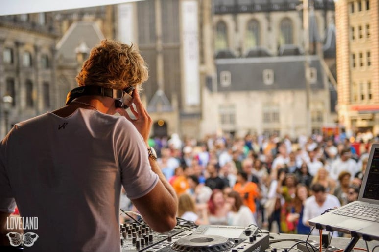 Gallery photo 1 of Your DJ