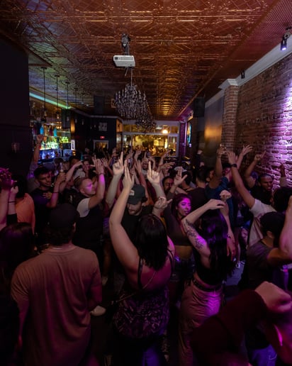 Gallery photo 4 of Your DJ