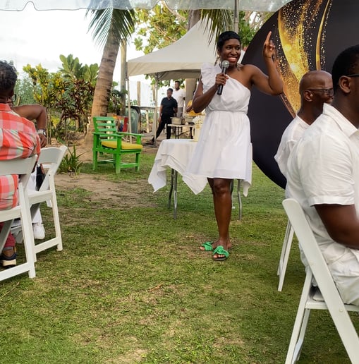 Gallery photo 3 of Crystal M – The Voice, The Energy, The Experience