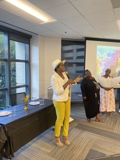 Gallery photo 4 of Crystal M – The Voice, The Energy, The Experience