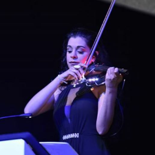 Gallery photo 1 of Leah - Wedding/Event Violinist
