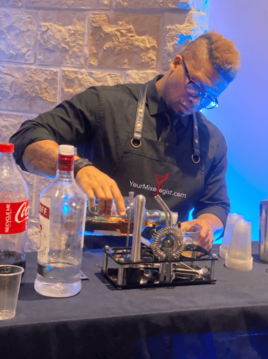 Gallery photo 5 of Your Mixologist