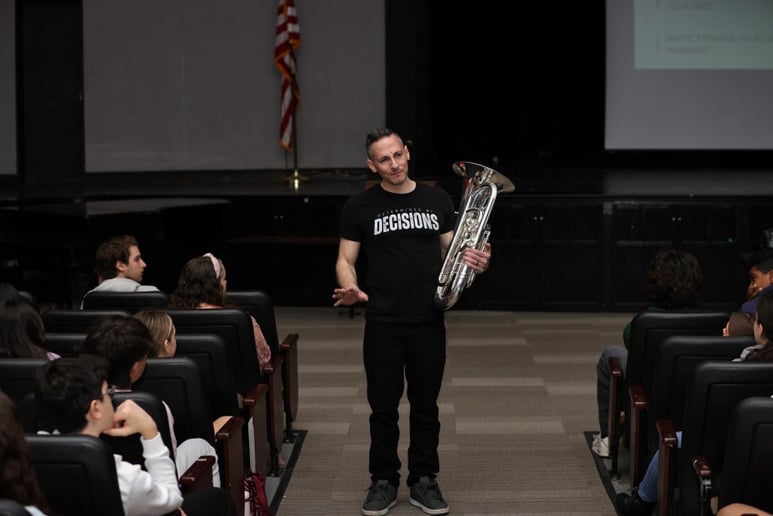 Gallery photo 2 of Youth Motivational Speaker
