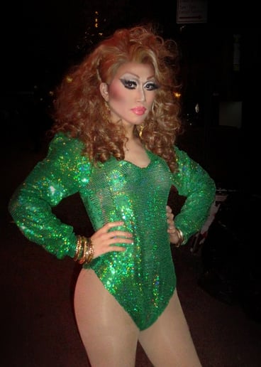 Gallery photo 2 of Yuhua Hamasaki