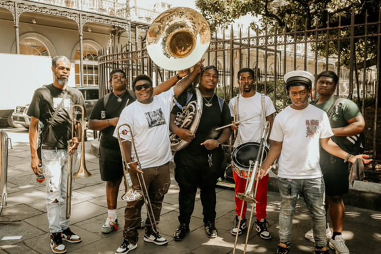 Gallery photo 4 of Yung Dex Brass Band