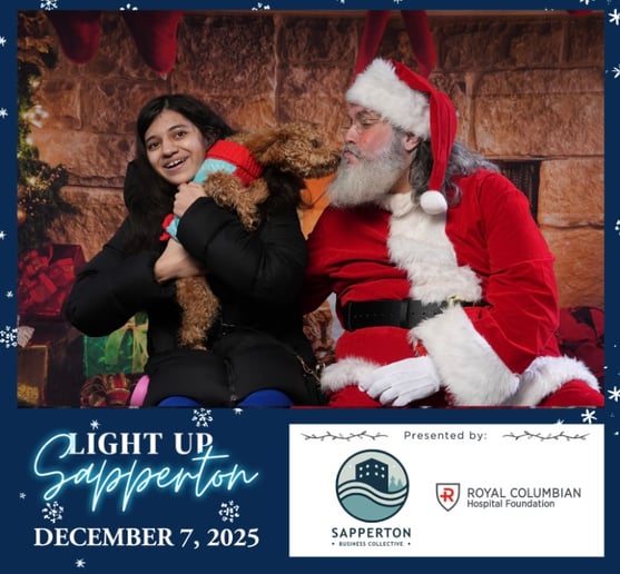 Gallery photo 6 of Yvr Santa