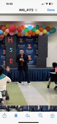 Gallery photo 8 of Leo Zarate | Motivational Keynote Speaker