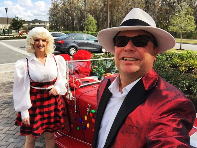 Gallery photo 43 of Caroling on Wheels, Carolers and Holiday Entertainers