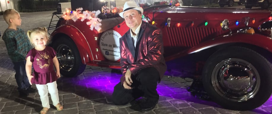 Gallery photo 60 of Caroling on Wheels, Carolers and Holiday Entertainers