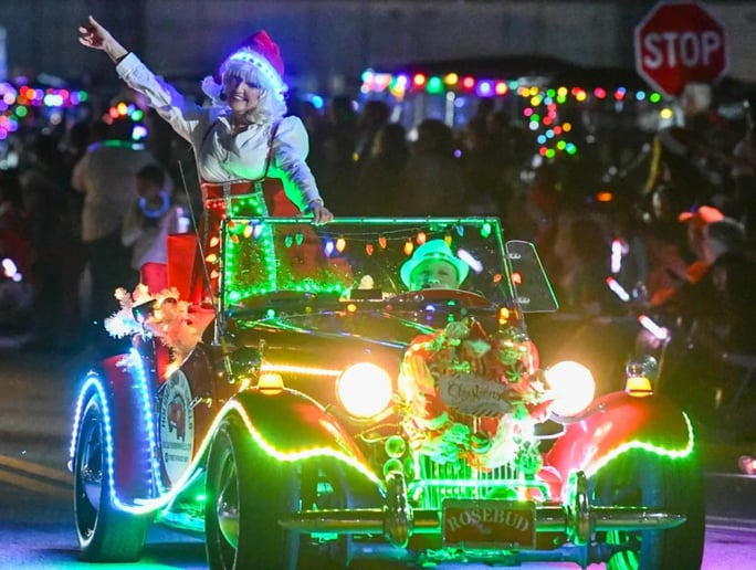 Gallery photo 5 of Caroling on Wheels, Carolers and Holiday Entertainers