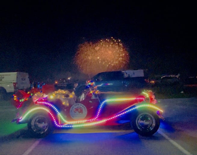 Gallery photo 66 of Caroling on Wheels, Carolers and Holiday Entertainers