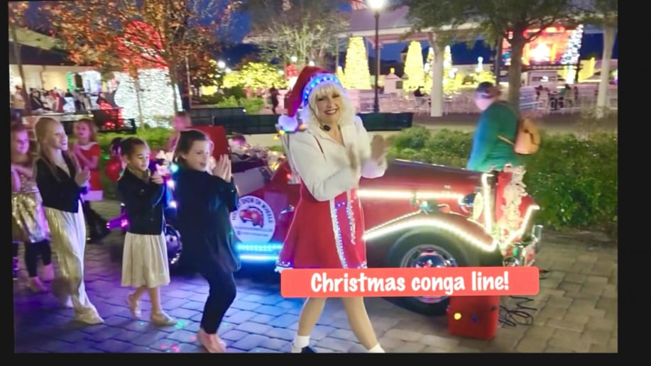 Gallery photo 67 of Caroling on Wheels, Carolers and Holiday Entertainers