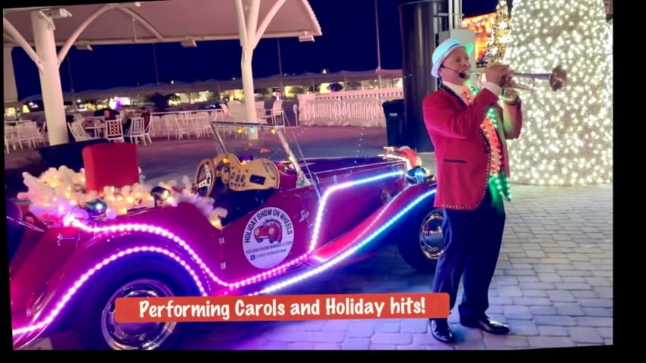 Gallery photo 3 of Caroling on Wheels, Carolers and Holiday Entertainers
