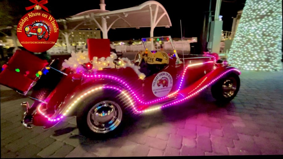 Gallery photo 44 of Caroling on Wheels, Carolers and Holiday Entertainers