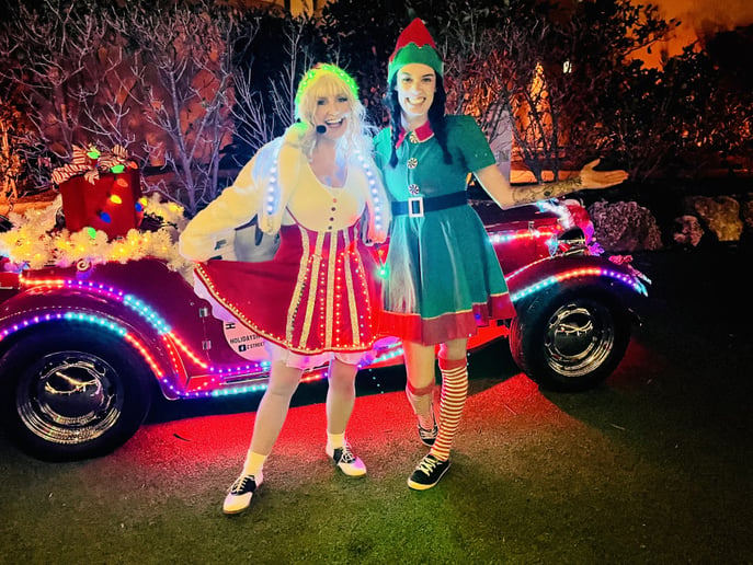 Gallery photo 36 of Caroling on Wheels, Carolers and Holiday Entertainers