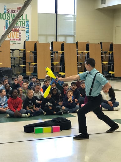 Gallery photo 6 of ZB Juggling